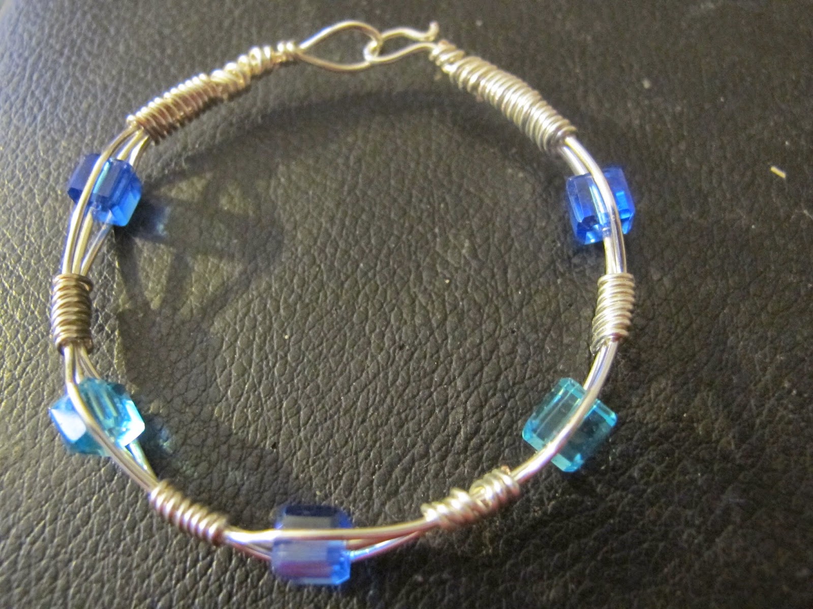 Naomi's Designs: Handmade Wire Jewelry: Classic Silver Wire Wrapped ...