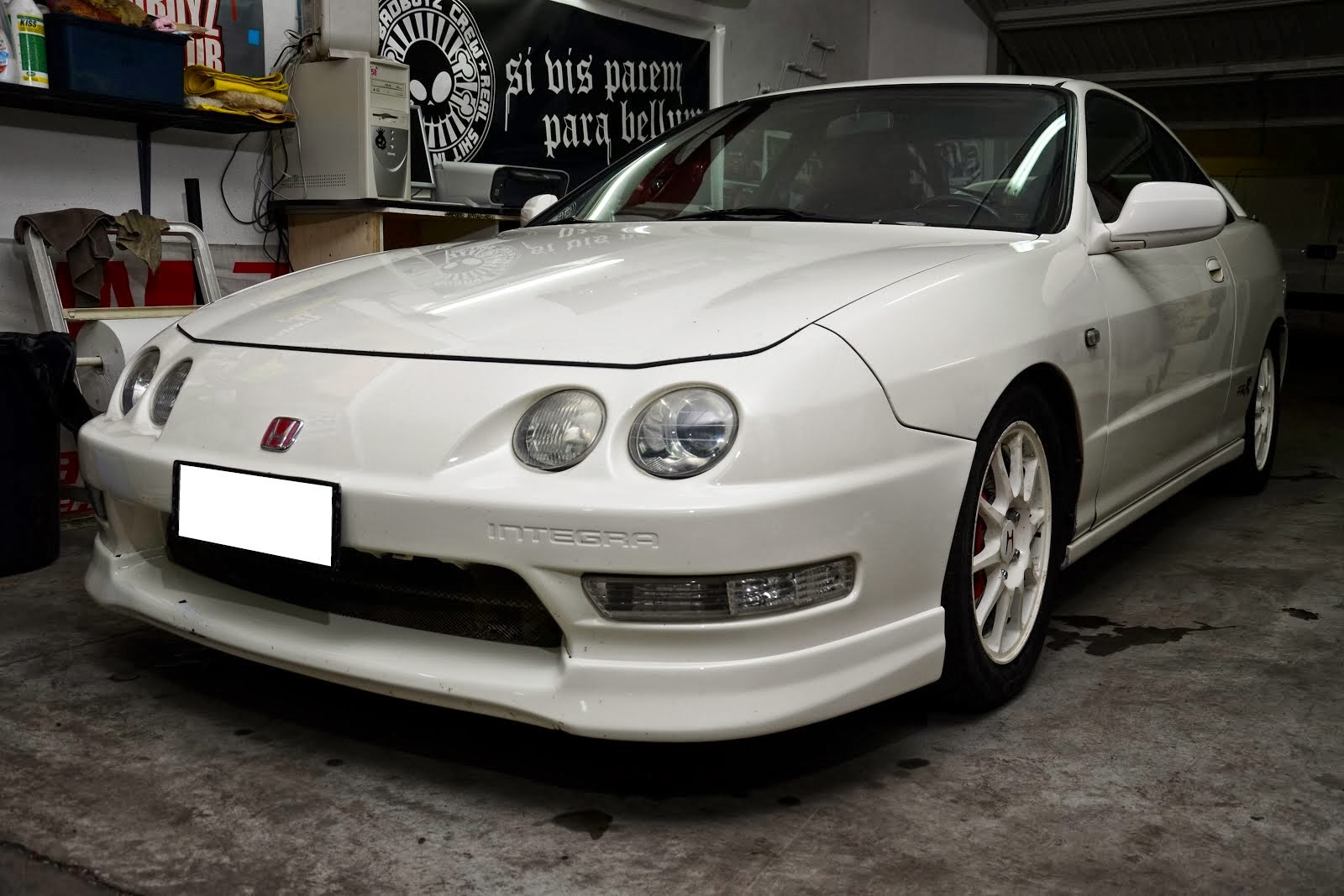 1998 Honda Integra Type R DC2 from Rombi Di Gloria