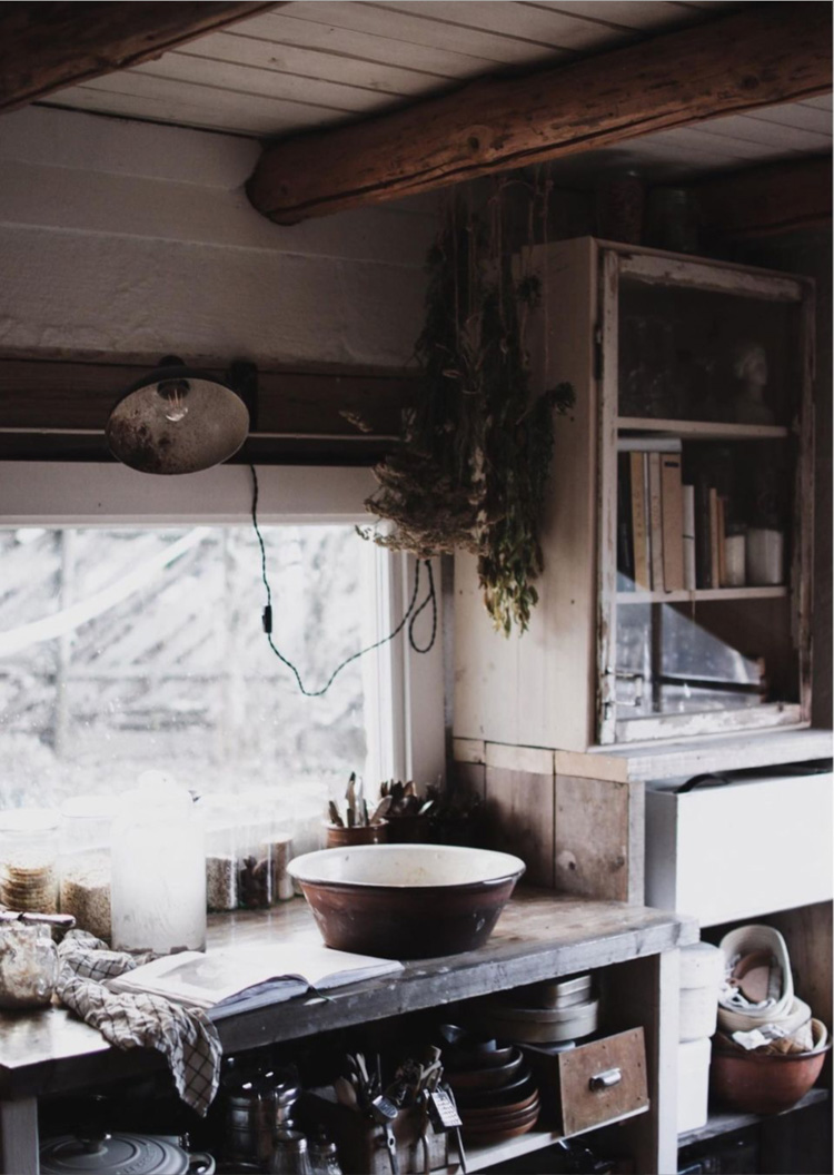 A Cosy Norwegian Country Cottage At Christmas