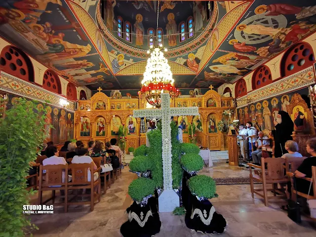 H εορτή της υψώσεως του Τίμιου Σταυρού στον Ιερό Ναό Αγίου Νεκταρίου στο Ναύπλιο (βίντεο)