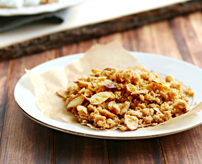 Hungry Couple Yogurt with Banana and Honey Almond Crumble