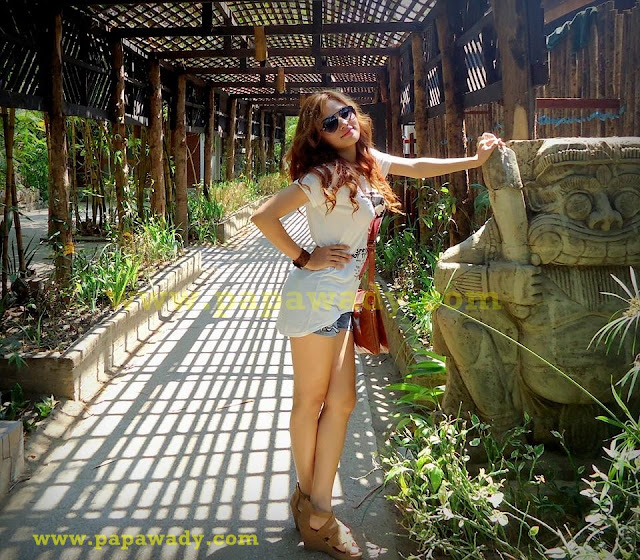 Myanmar Model Marina -  A Day Out With Jeans Fashion is Perfect Day