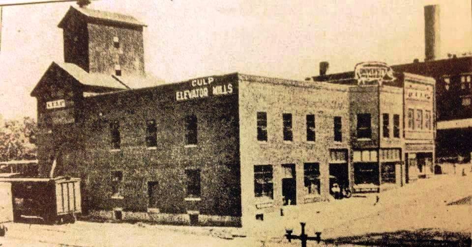 SHOW ME Johnson County West Central Missouri History 1837 First