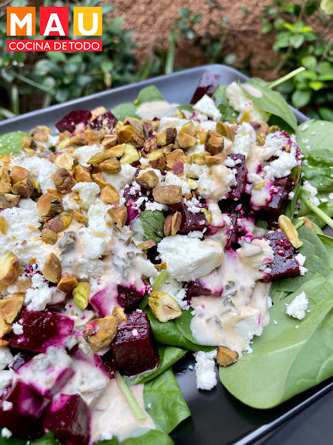 mau cocina de todo ensalada espinacas betabel chimichurri cremoso aderezo receta