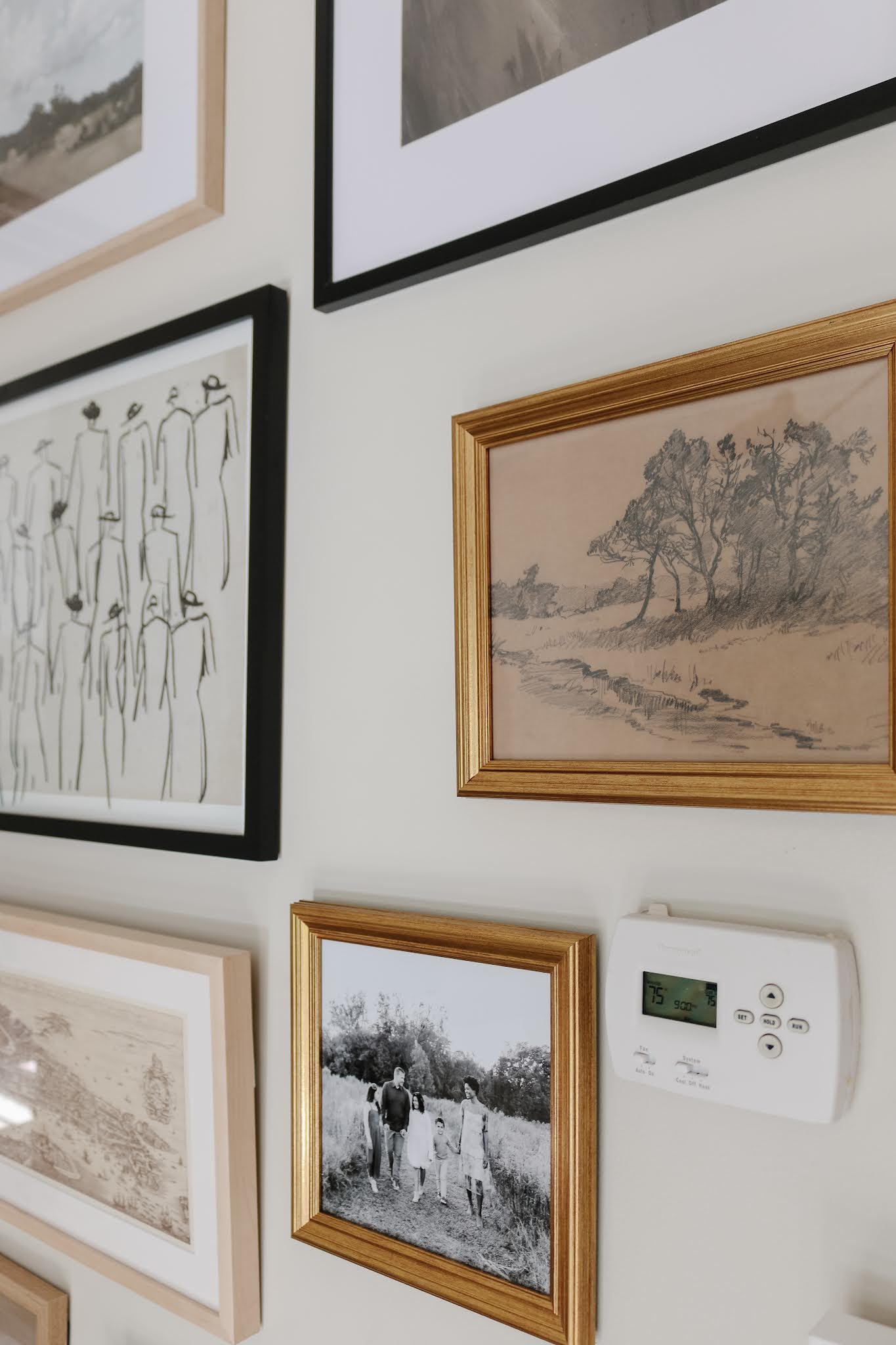 How To Create A Large Vintage Modern Gallery Wall Pretty Real