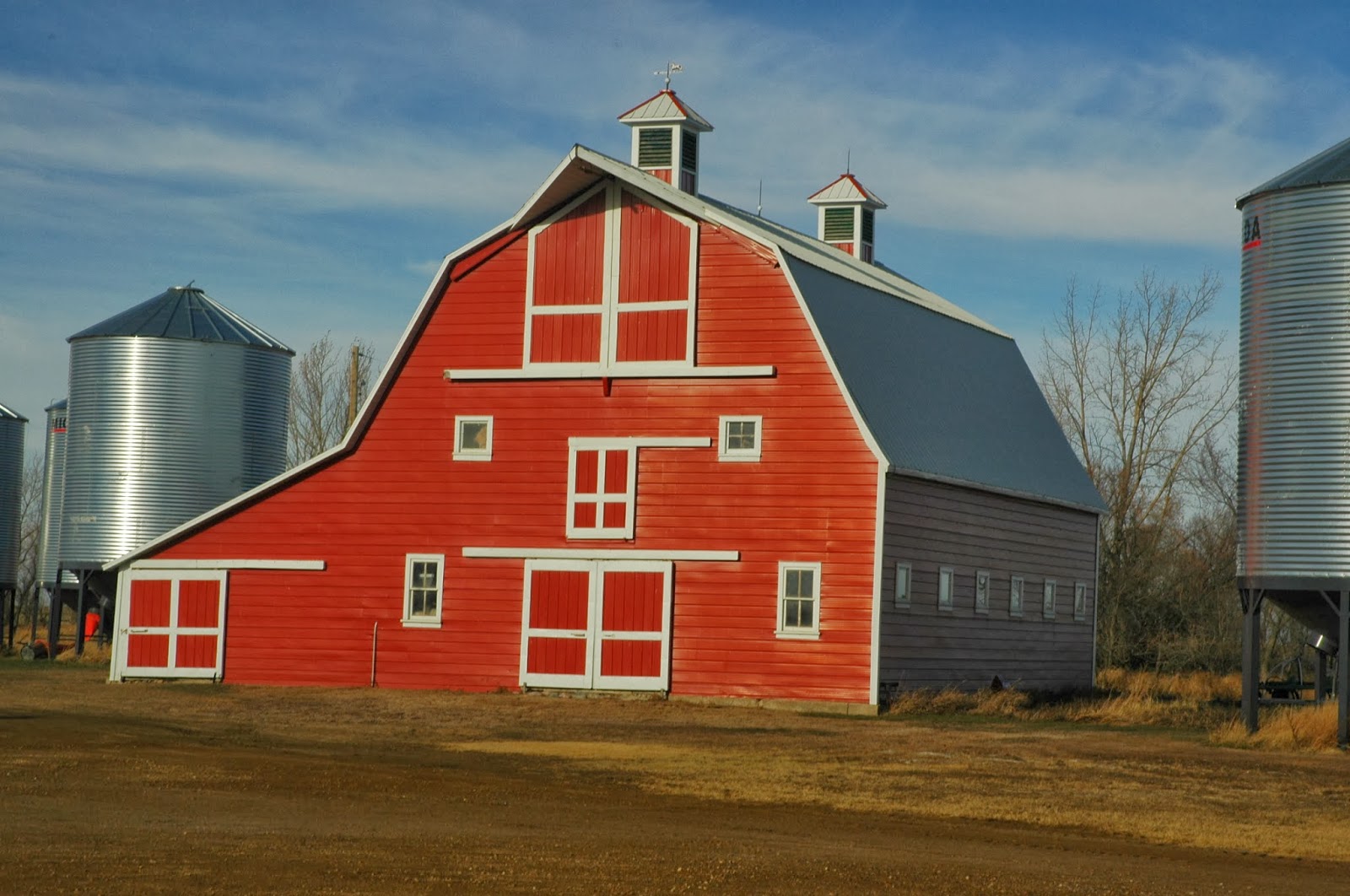 Barn , History of the American Barn – CJWXVR