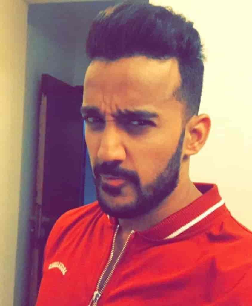 Rohit Reddy Biography Age Height Instagram Family And Wife