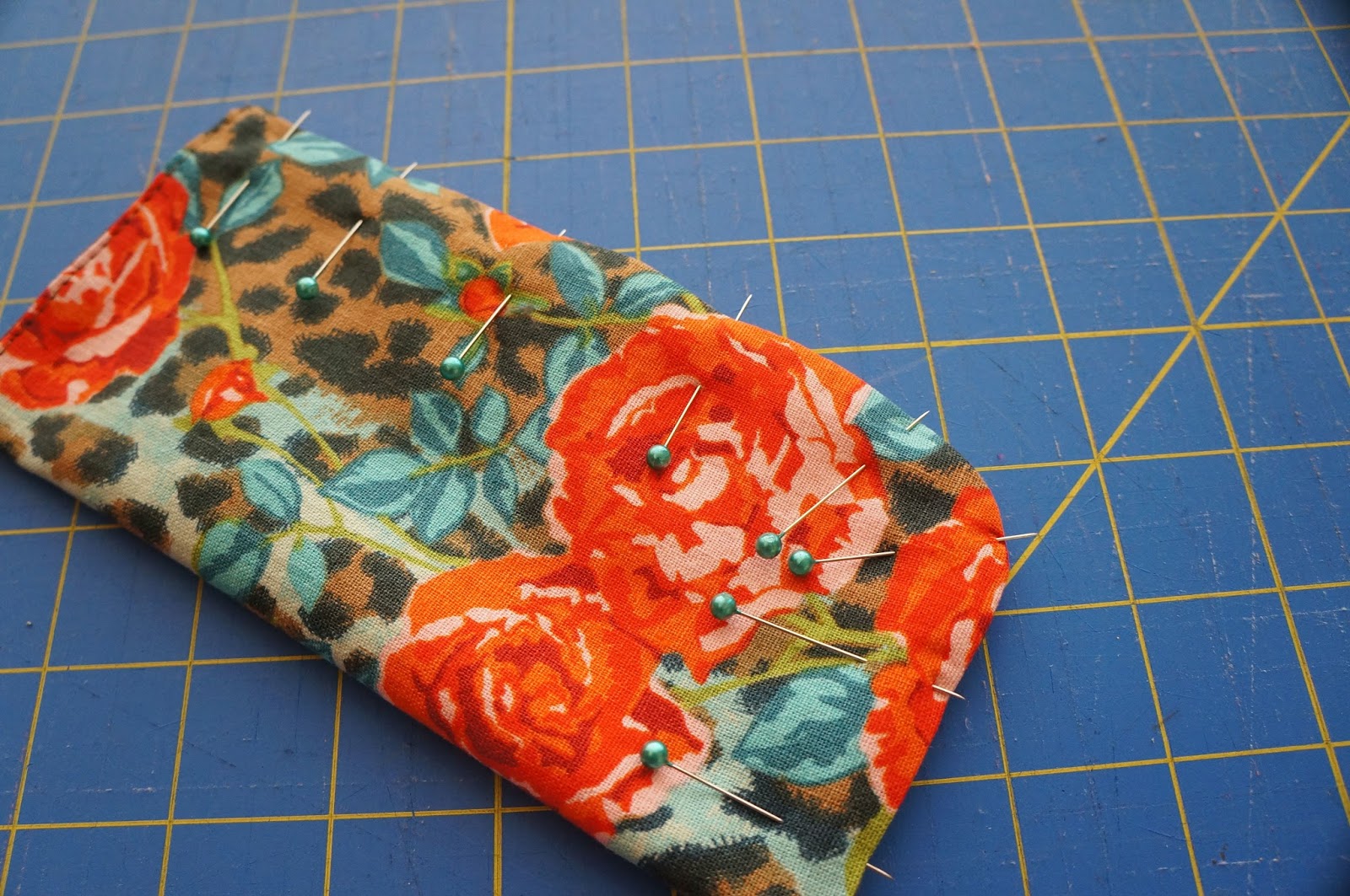 Make your own glasses case