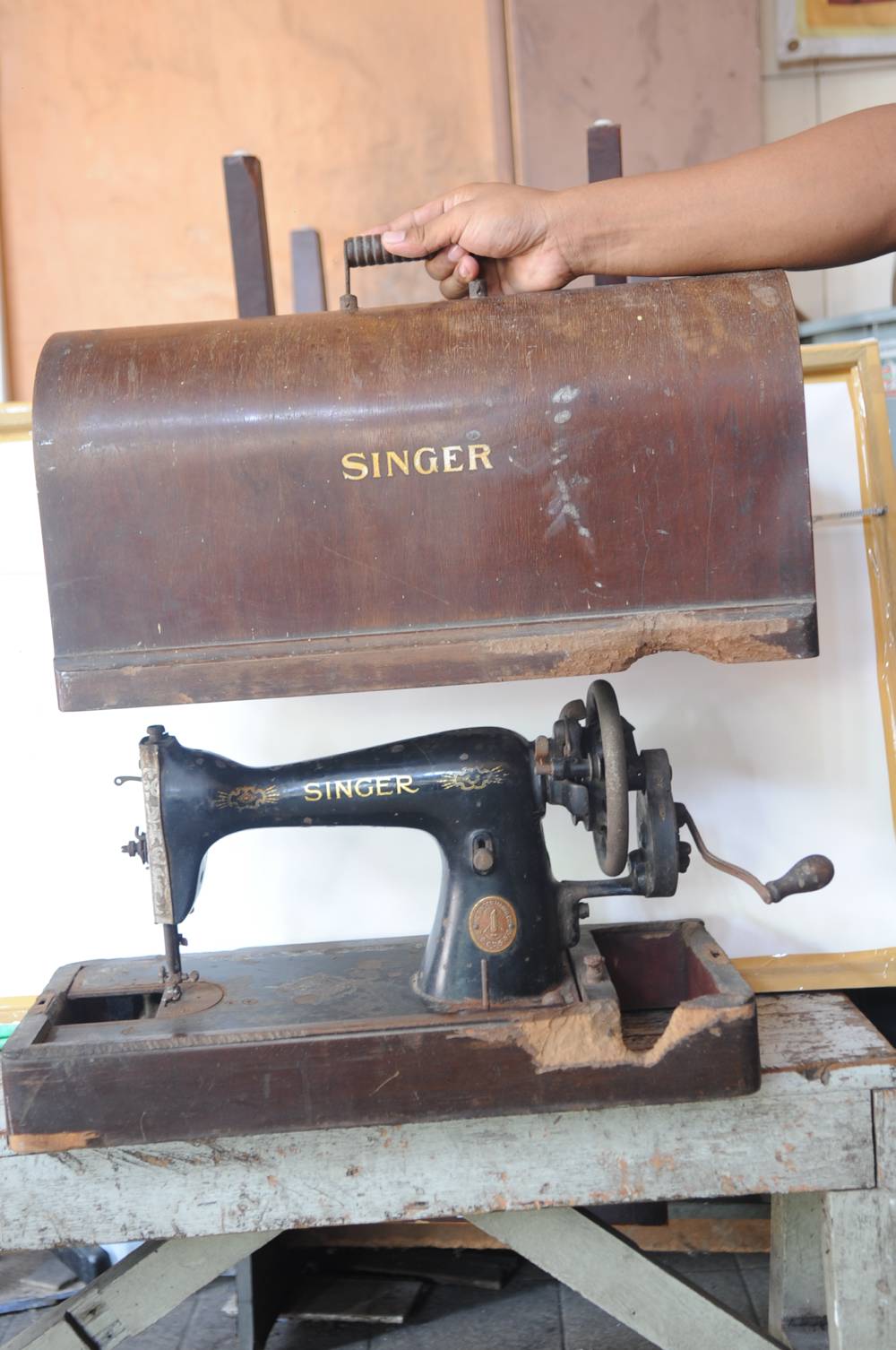 Tikantik Annada Mesin Jahit Singer Made In US