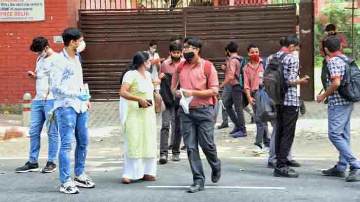 CBSE confirms 2021 board exams will be conducted offline with pen and paper, New Delhi, News, Education, CBSE, Examination, Parents, Students, National