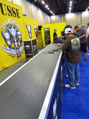 busse knife day 2 blade show Empty counter