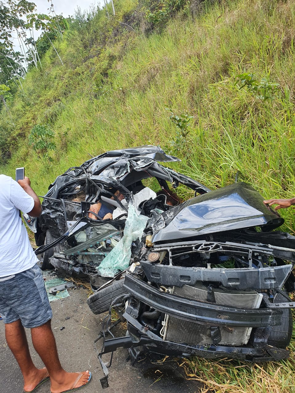 Verdinho Itabuna :: O mais acessado de Itabuna e região: Três pessoas  morrem em acidente na BR 101, em Ibirapitanga