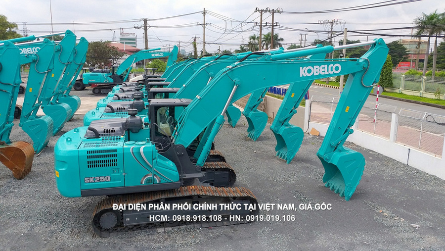 Máy đào bánh xích Kobelco SK500XDLC-10, gầu 2.1 khối.