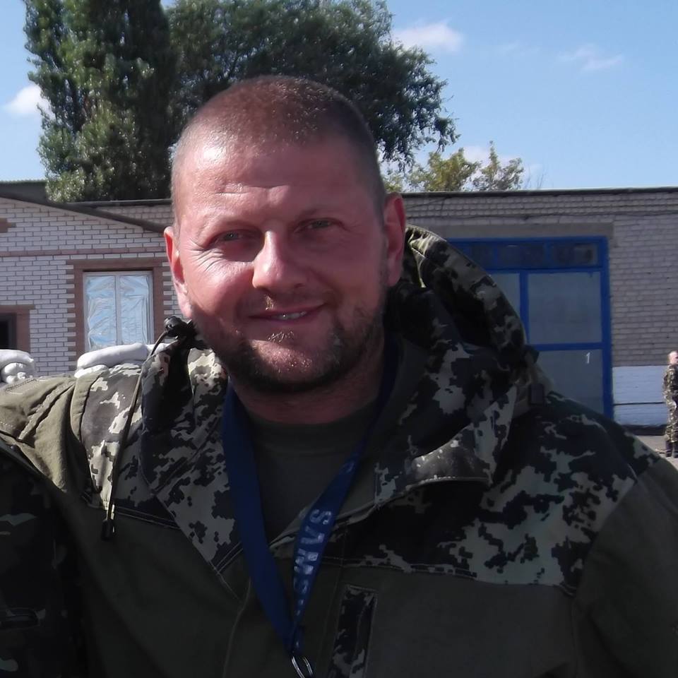 валерий залужный с женой и детьми. главнокомандующий всу валерий залужный. генерал валерий залужний. генерал валерий залужный. валерий залужный жена.