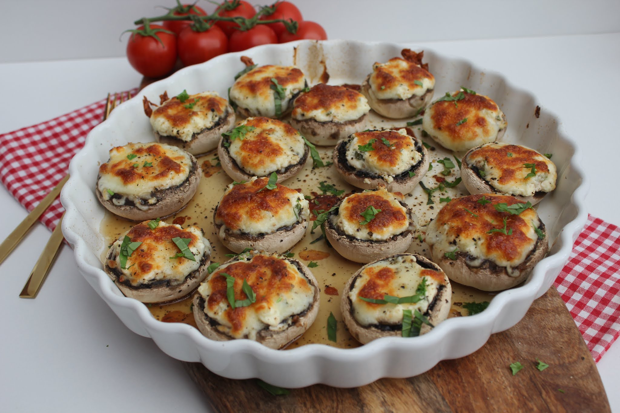 Gefüllte Champignons mit Käse