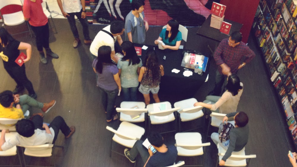 And the crowd finally thins out.