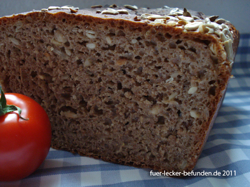 Für lecker! befunden: Roggenvollkornbrot mit Sonnenblumenkernen Für lecker! befunden: Roggenvollkornbrot mit Sonnenblumenkernen