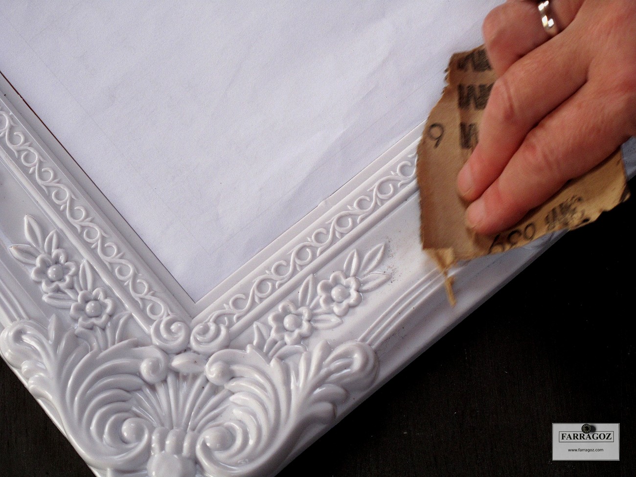 Farragoz How To Paint A New Plastic Frame Look Like An Authentic How To Paint A New Plastic Frame Look Like An Authentic Antique