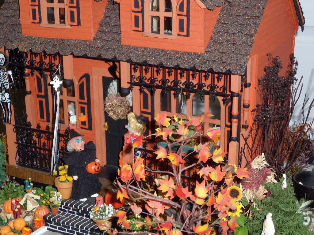 Small Holdings Farm Handcrafted Halloween Dollhouse