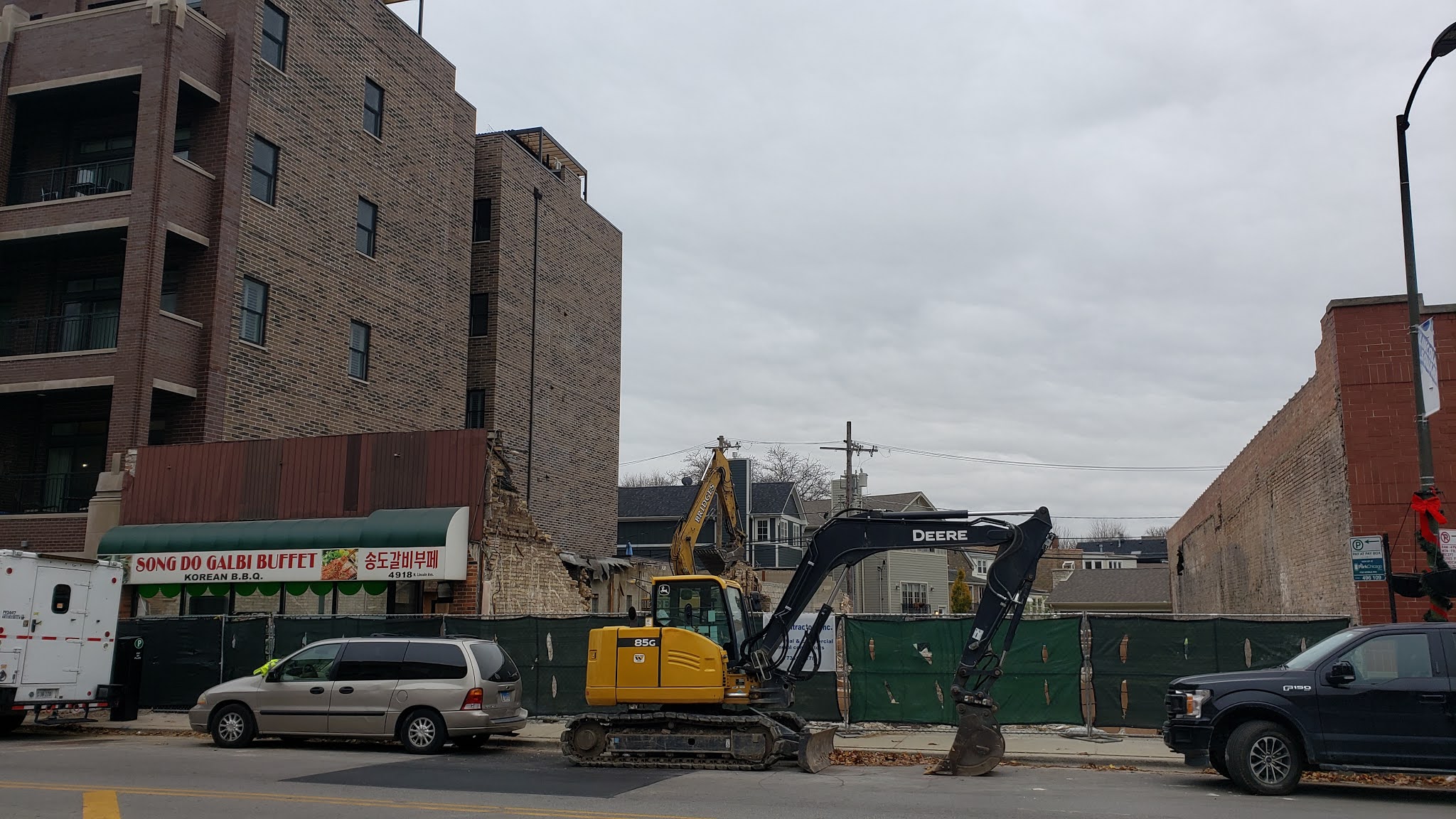 The Chicago Real Estate Local 14 unit luxury building coming to