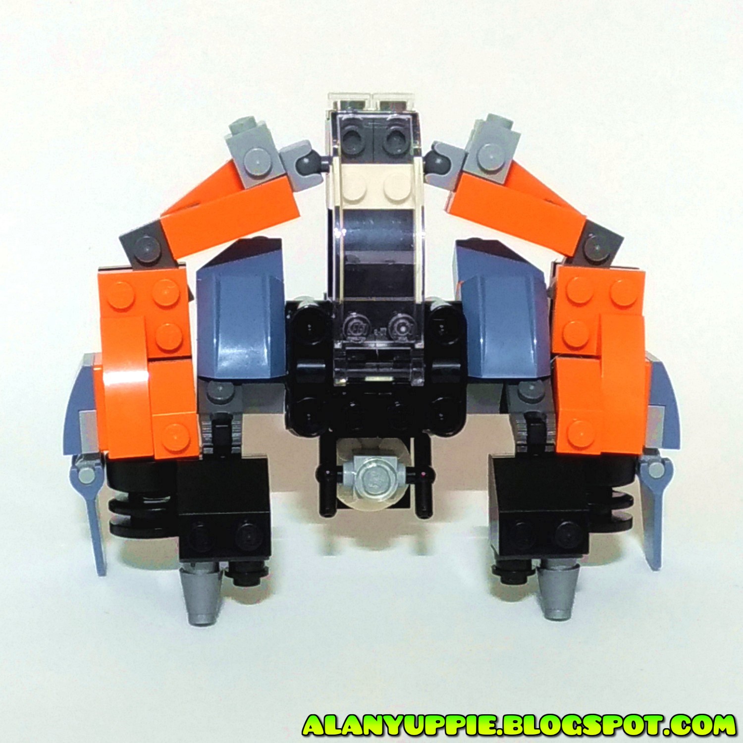 Alanyuppie's LEGO Transformers: Video Tutorial: Transformer Dronebot from LEGO Creator set 31111