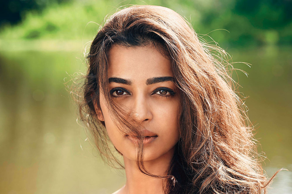 Radhika Apte UHD HD Photo