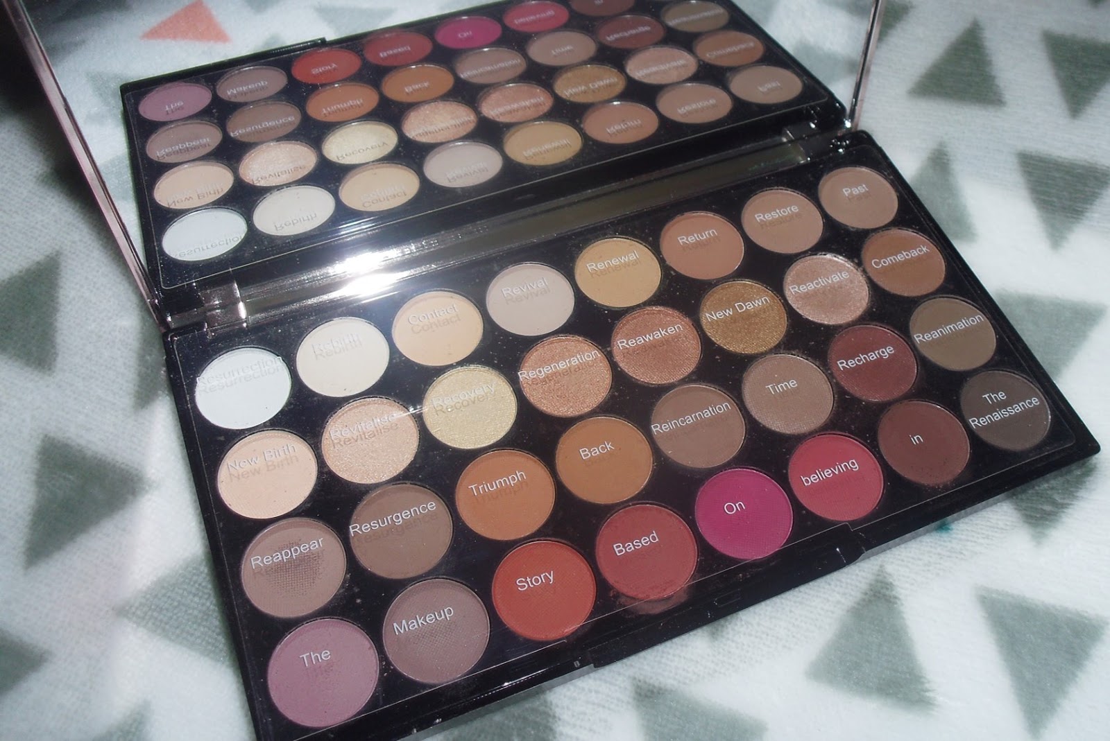 A Sprinkle Of Emily Makeup Revolution Flawless 3 Resurrection Eye