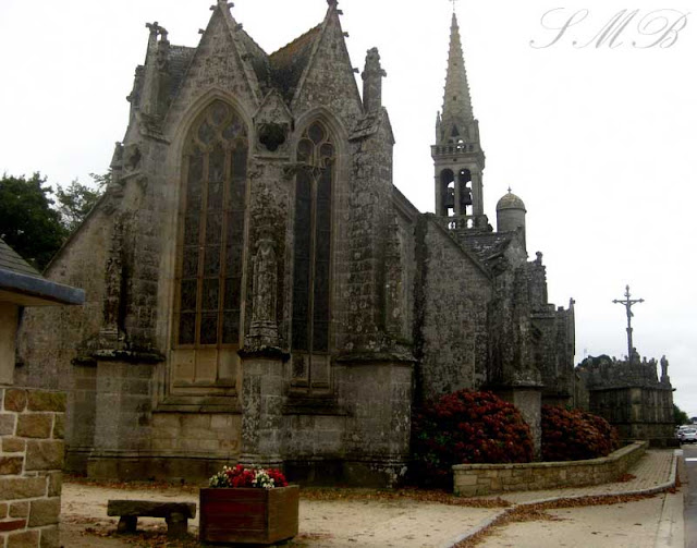 Bench, Église Notre-Dame de Confort, Confort-Meilars Finistère, France