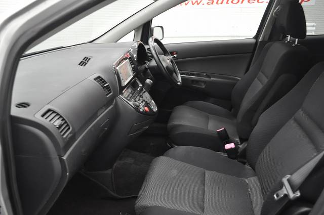 19608abn5 2005 Toyota Wish For Tanzania To Dar Es Salaam