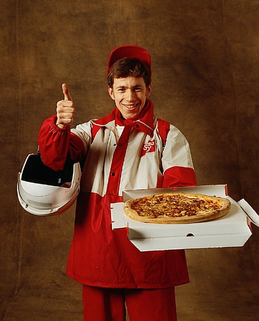 Angers Mon Amour: 5 bonnes raisons de devenir livreur de Pizza