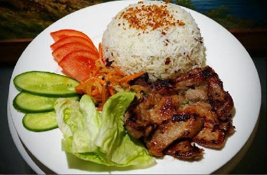 Com Tam Traditional Vietnamese Broken Rice Food Vietnam Famous com-tam-traditional-vietnamese-broken-rice-food-vietnam-famous