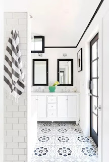 desain kamar mandi Gaya Skandinavia