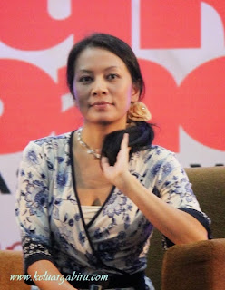 Dewi "Dee" Lestari