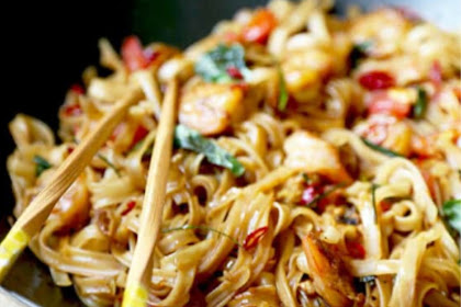 DRUNKEN NOODLES – PAD KEE MAO