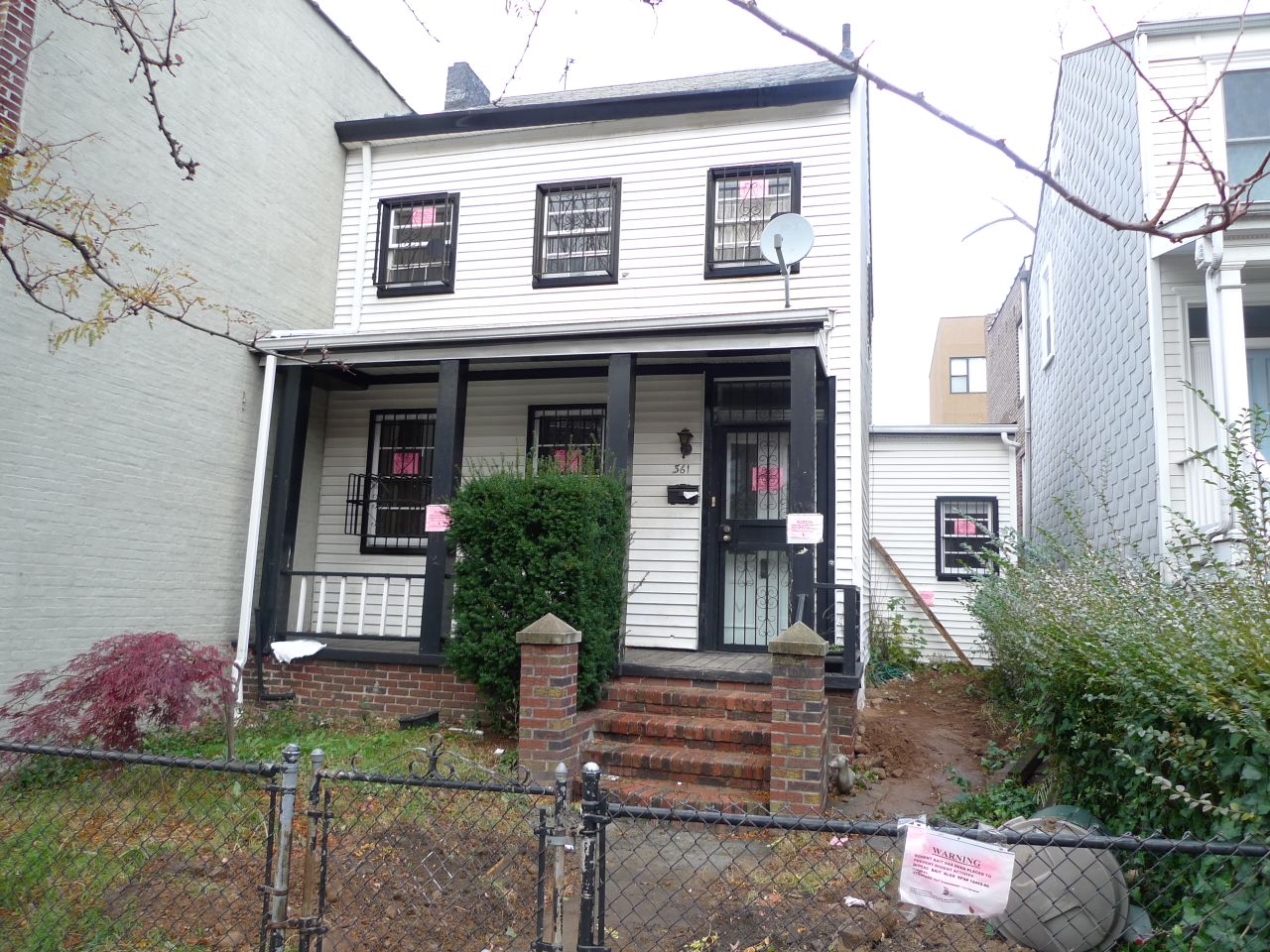 IMBY A Rear Window View of Brooklyn's South Slope Park Slope South to