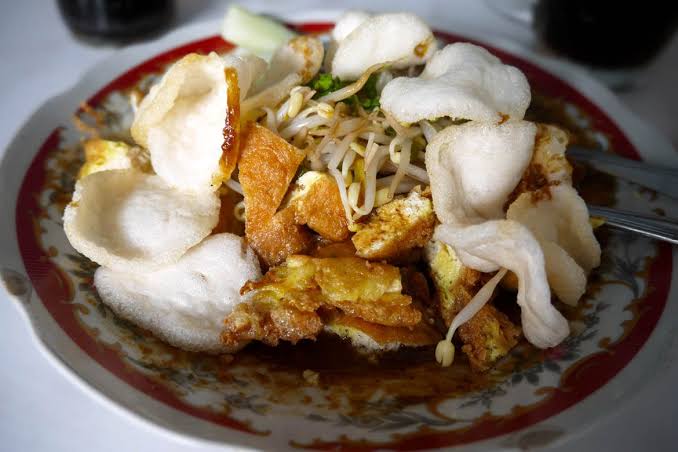 Kuliner Serba Rujak Lontong