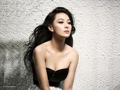 Gambar Wanita Cantik Viann Zhang Xinyu