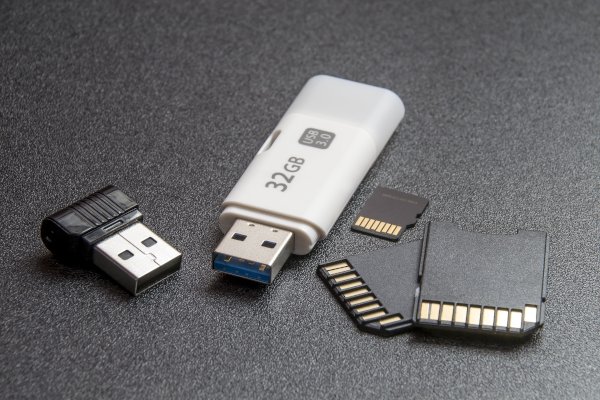 Recovery Data Flash Drive