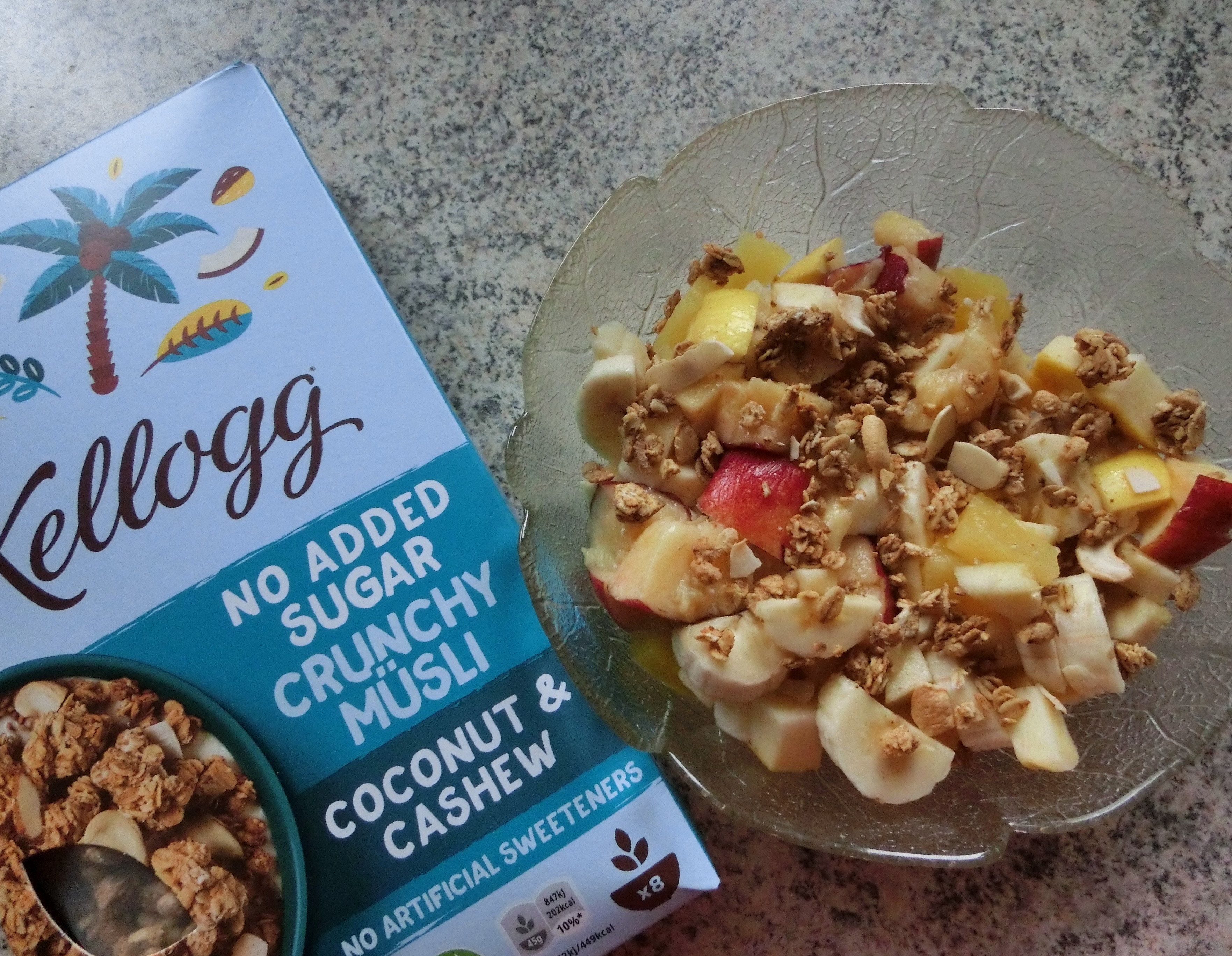 Ein kleiner Blog Kellogg NO ADDED SUGAR CRUNCHY MÜSLI [Produkttest