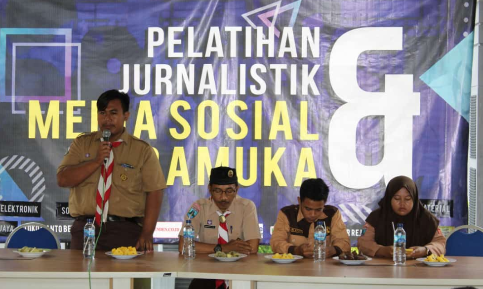 Gerakan Pramuka Kwartir Ranting Ngraho Gelar Pelatihan Jurnalistik dan Media Sosial Pramuka Gerakan Pramuka Kwartir Ranting Ngraho Gelar Pelatihan Jurnalistik dan Media Sosial Pramuka