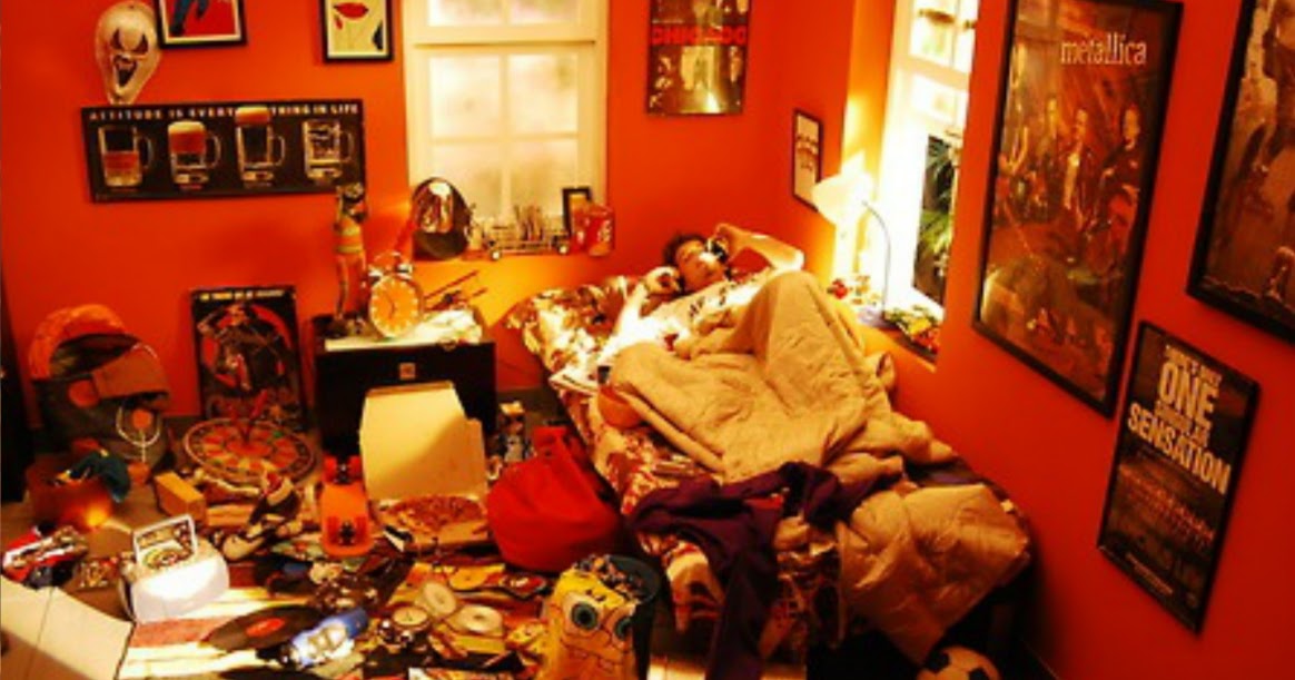 Dealing with teen's messy room | Living Well and Happy