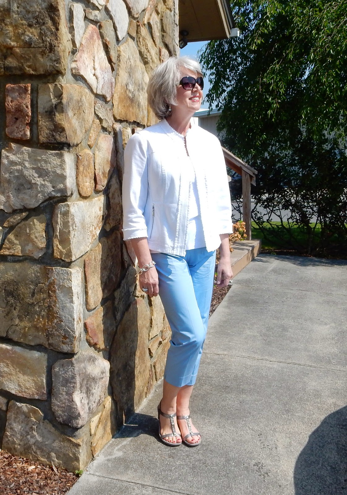 fifty not frumpy summer outfits