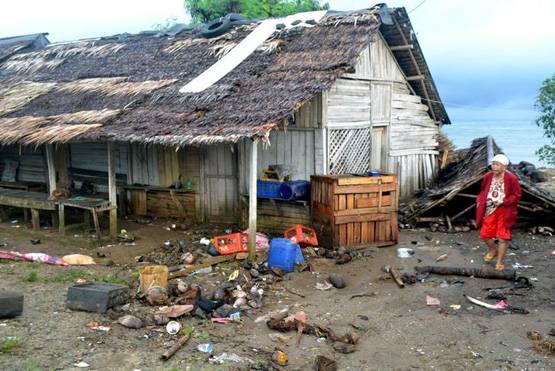 Tsunami in Indonesia, 168 people died 600 wounded Tsunami in Indonesia, 168 people died 600 wounded