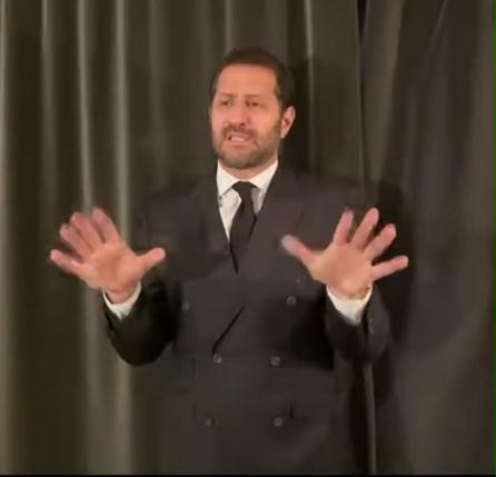 passover comedian presents everyone rosenfeld mordechai programs