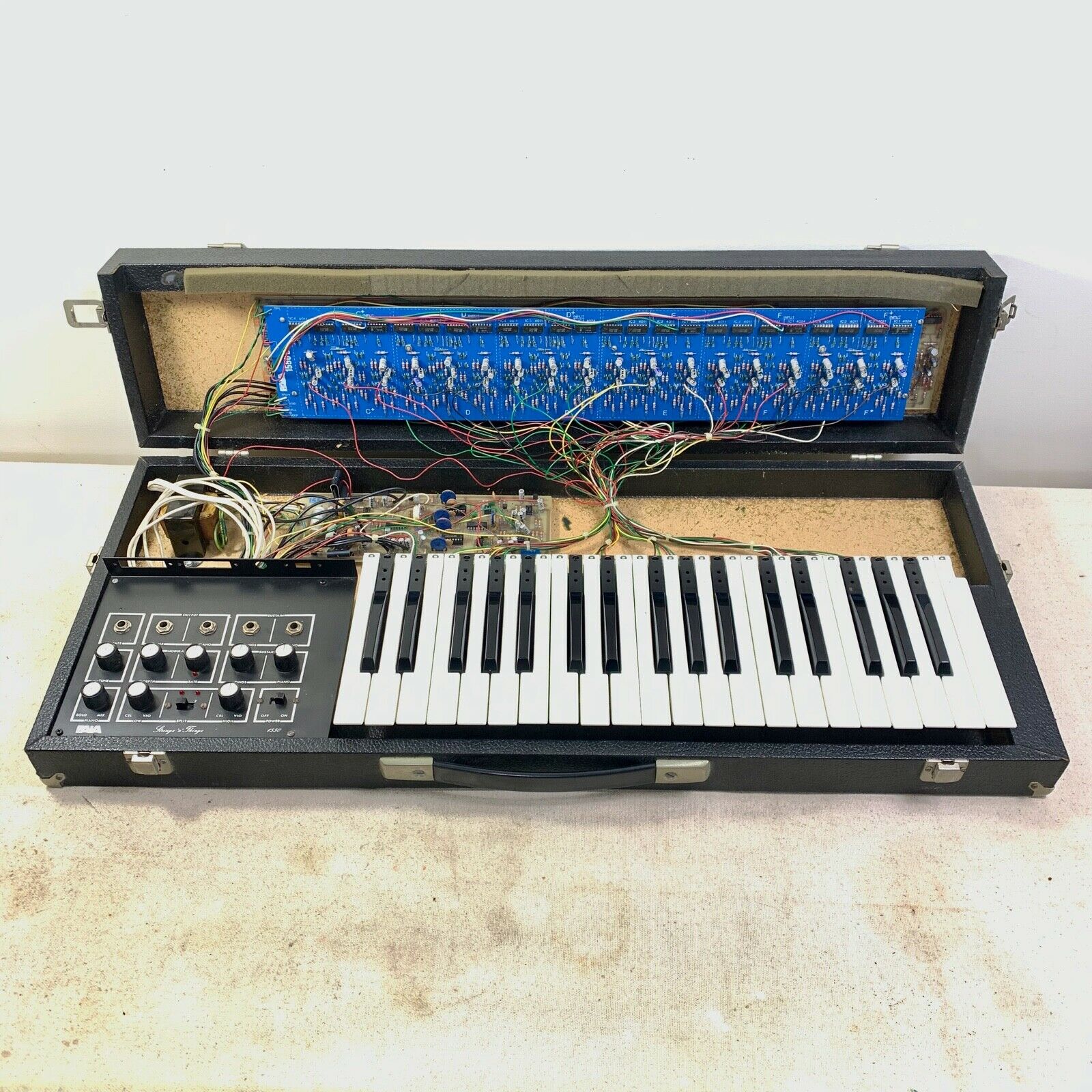 MATRIXSYNTH 1978 Paia 1550 Strings'N'Things Synth Keyboard