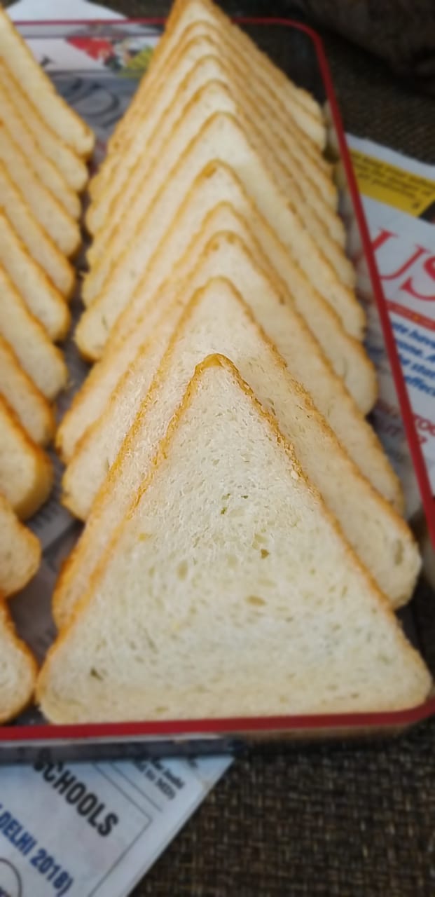 Triangular bread