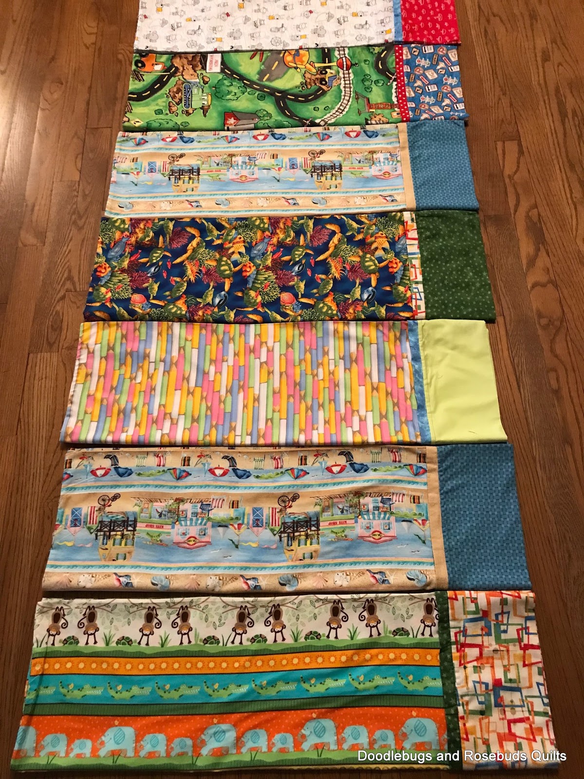 Doodlebugs and Rosebuds Quilts: Mystery and Pillow Cases