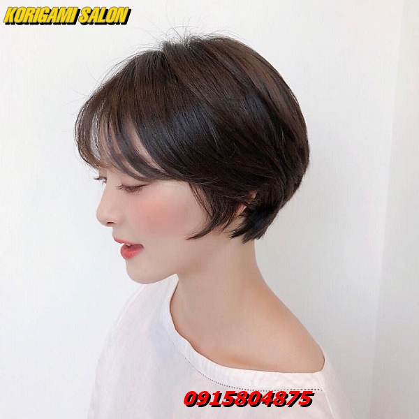 Nữ cắt tóc nam  xu hướng Lady Barber trong làng tóc Việt