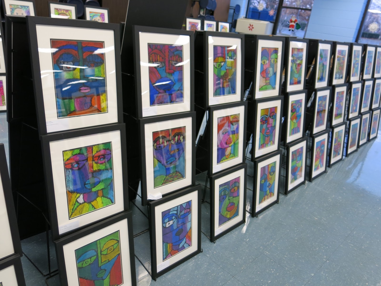 Fine Art Gallery  Paper picture frames, Elementary art projects, Preschool  art