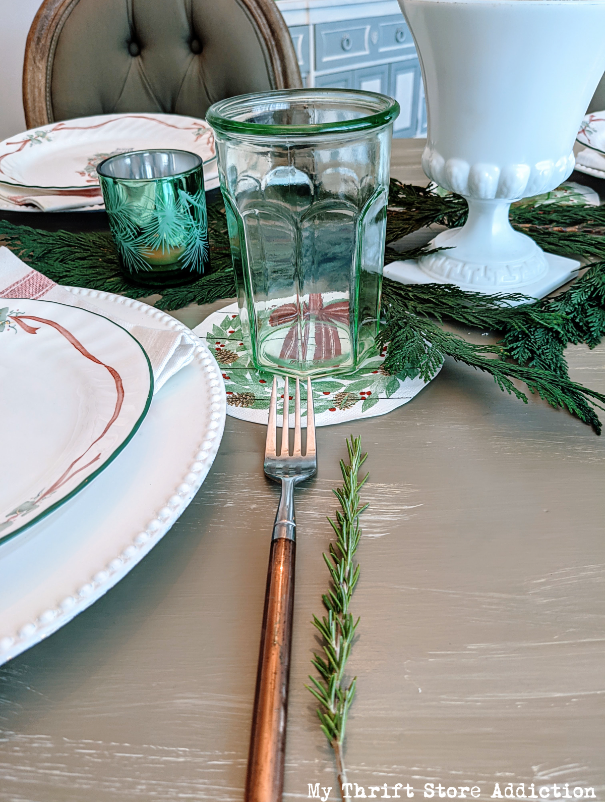 nature inspired Christmas table